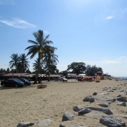 Pantai Cahaya Bulan