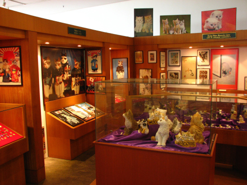 Kuching Cat Museum - GoWhere Malaysia