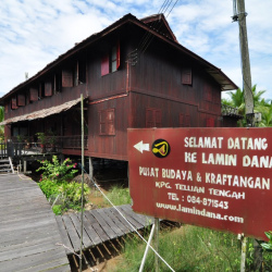 Lamin Dana Resort